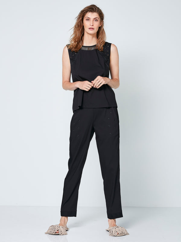 https://content.storeinfo.nl/applicatie/img/1092/20241120211614_1137910_800910Uliana78Trousers000BlackExtra2.jpg