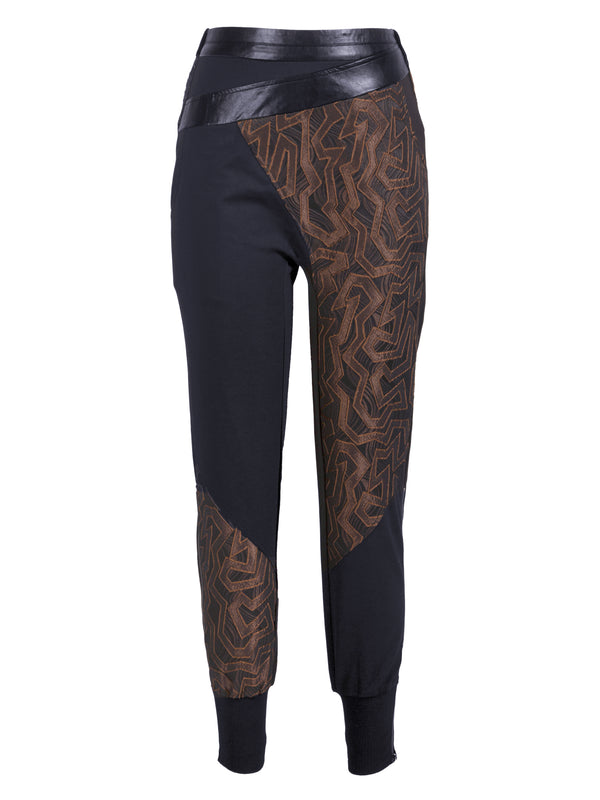 https://content.storeinfo.nl/applicatie/img/1092/20241120223053_1119226_813215VestaTrousers224DarkBrownMain.jpg