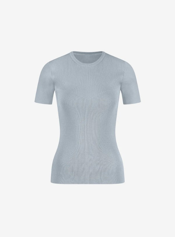 https://content.storeinfo.nl/applicatie/img/1092/20250616143847_3428240_ivonnblue2.jpg
