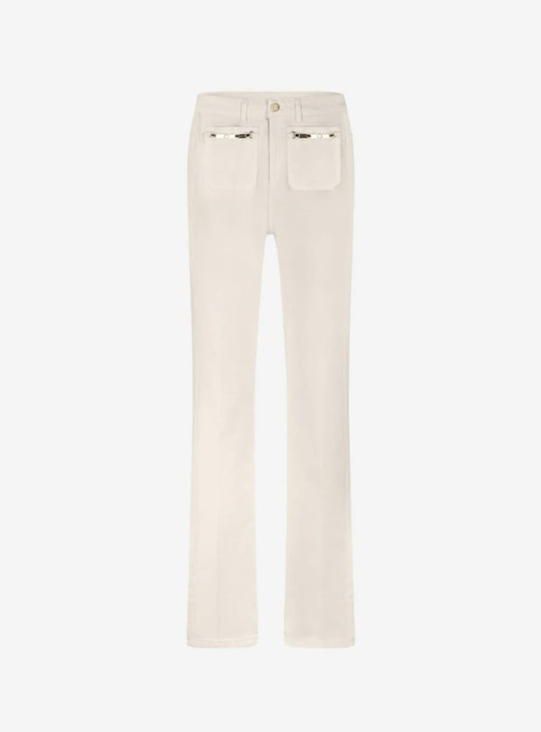 https://content.storeinfo.nl/applicatie/img/1092/20250707101617_1981788_kyotonaturaljeans1.jpg