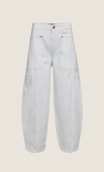 https://content.storeinfo.nl/applicatie/img/1092/20260515104153_719104_MMRosyBiancoPantWhite3.jpg