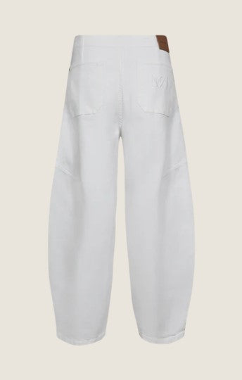 https://content.storeinfo.nl/applicatie/img/1092/20260515104202_720092_MMRosyBiancoPantWhite4.jpg