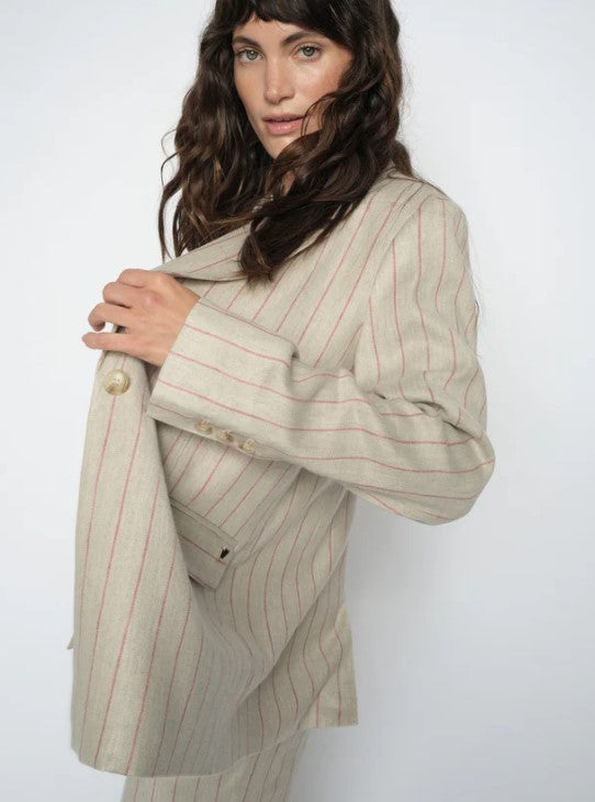 https://content.storeinfo.nl/applicatie/img/1092/20260515111908_718568_NancyMiriamBlazerCowhide2.jpg