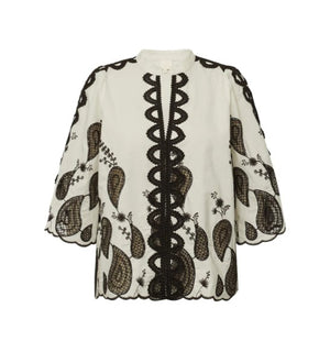 https://content.storeinfo.nl/applicatie/img/1092/20260518211419_961719_MiraaGOBlouseCremeBrown1.jpg