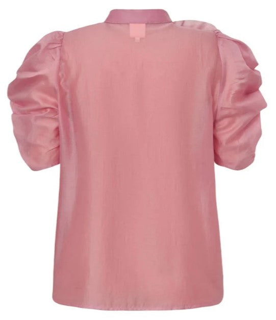 https://content.storeinfo.nl/applicatie/img/1092/20260518212008_961719_AnnsofiGOBlouse2.jpg