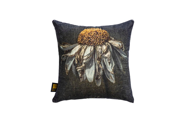 Hava cotton velvet cushion daisy flower