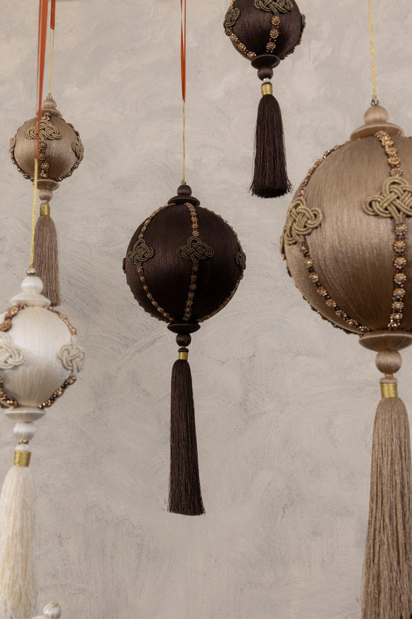 Dahryl polyester thread ball with tassel